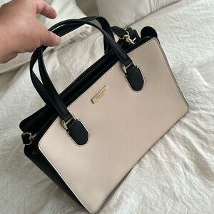 A pormal kate spade purse